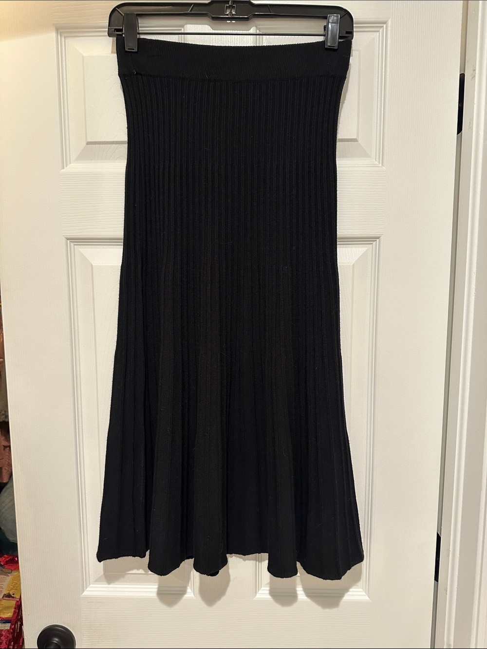 Max Studio Black Ribbed Midi Skirt with Flare
